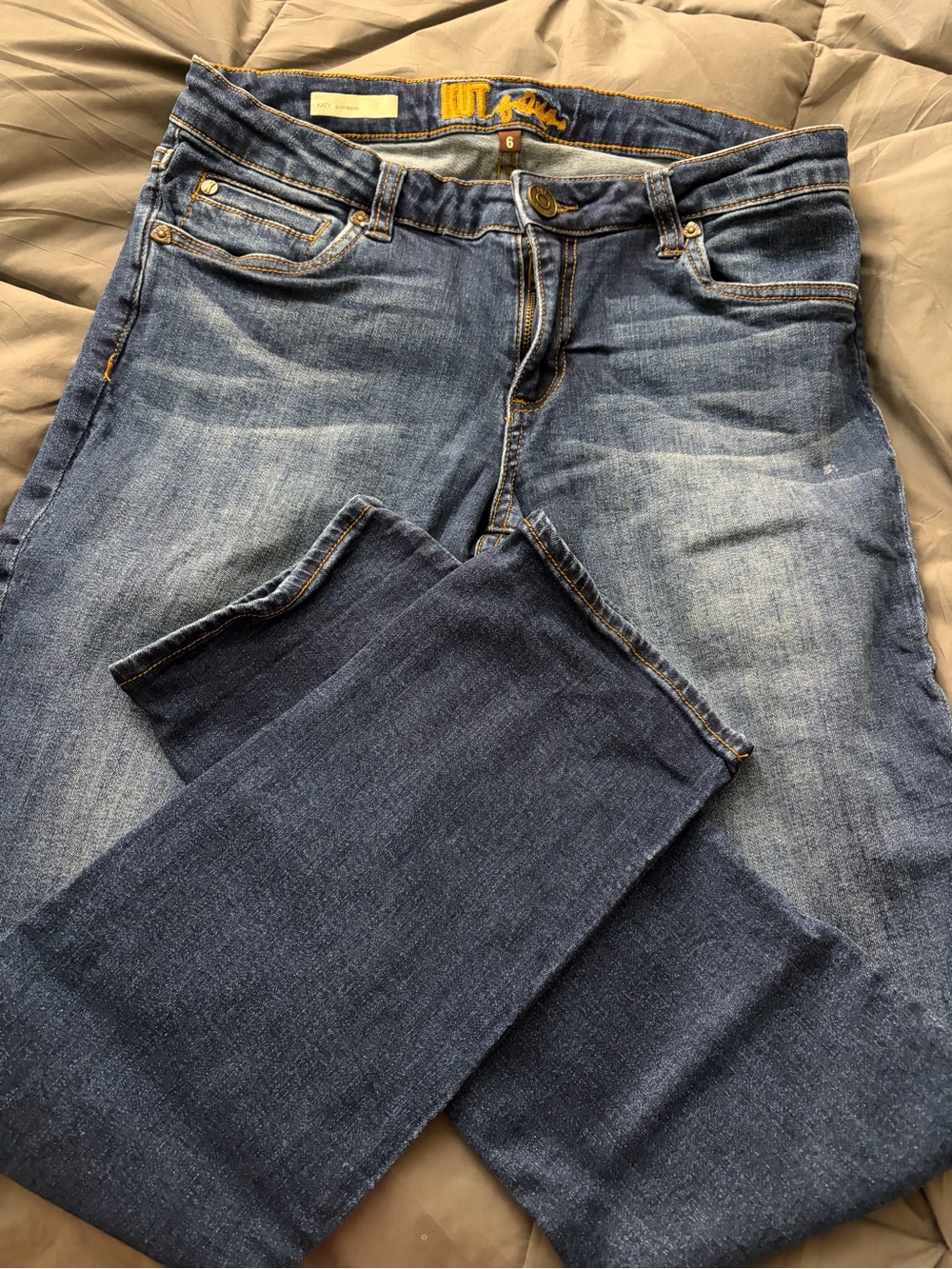 Kut from the Kloth Katy Boyfriend Jeans in Dark Blue with Gold Stitching